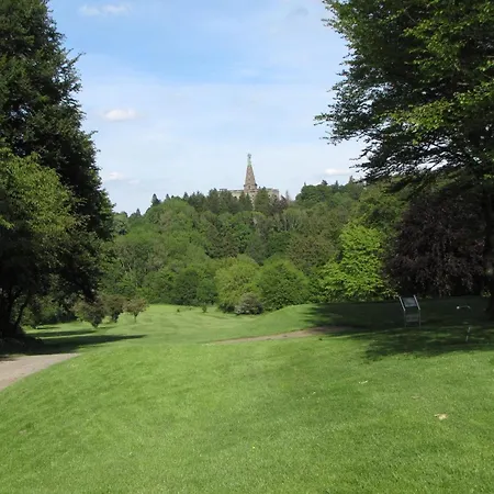 Hugo37 Am Bergpark Kassel