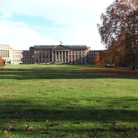 Hugo37 Am Bergpark Kassel